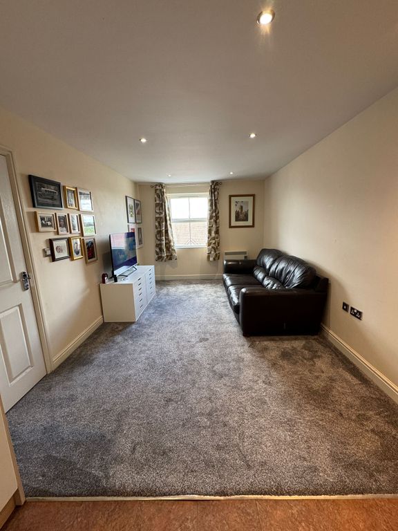 Property photo 3 of 5