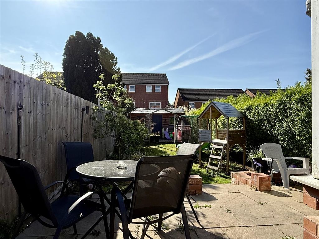 Property photo 2 of 13