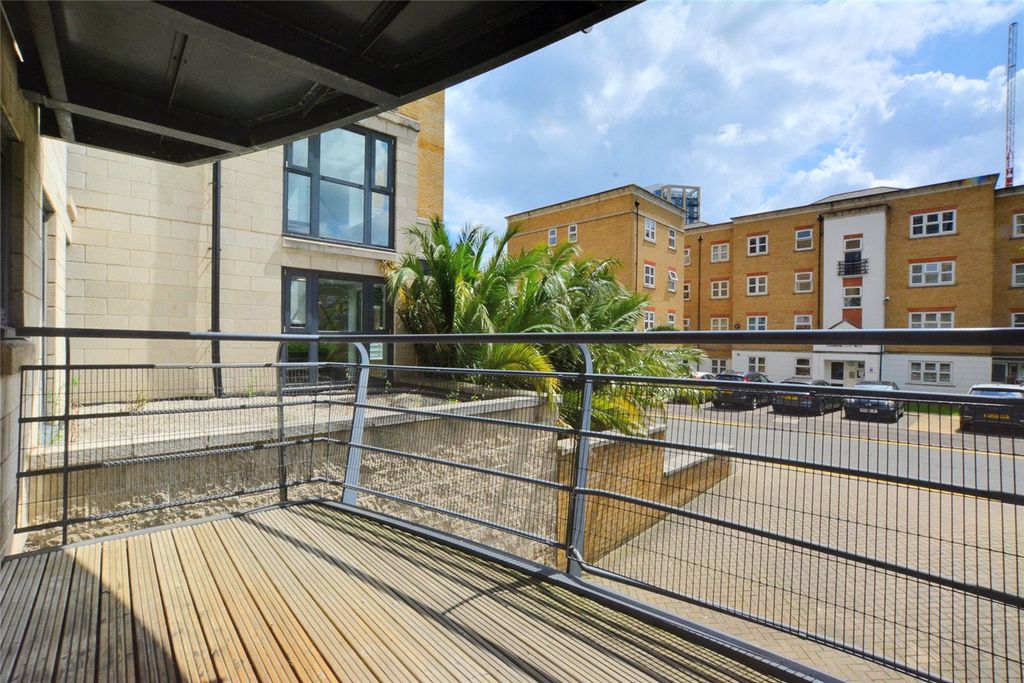 Property photo 2 of 14 Picture No. 05
