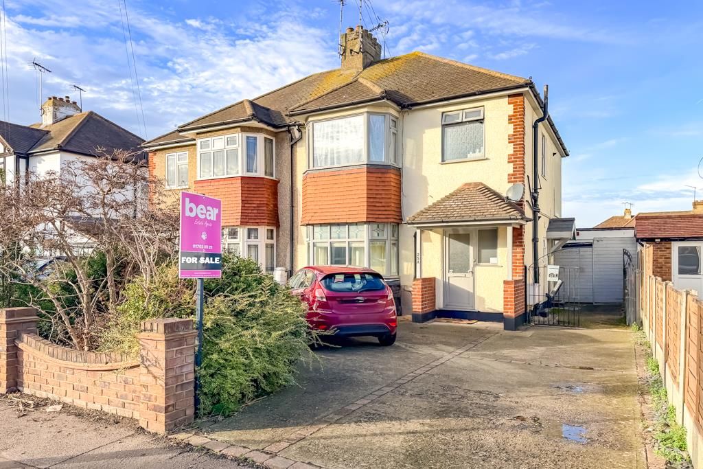 Property photo 1 of 7 Front