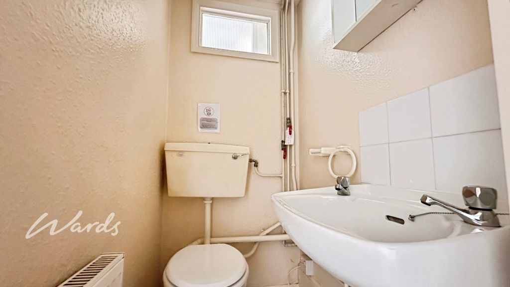 Property photo 3 of 12 Bathroom