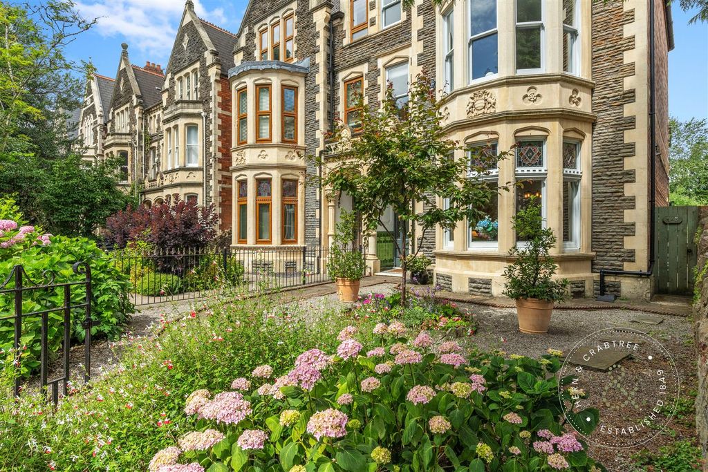 Property photo 1 of 67 Cathedral Rd, Pontcanna, Herncrabtree (29).Jpg