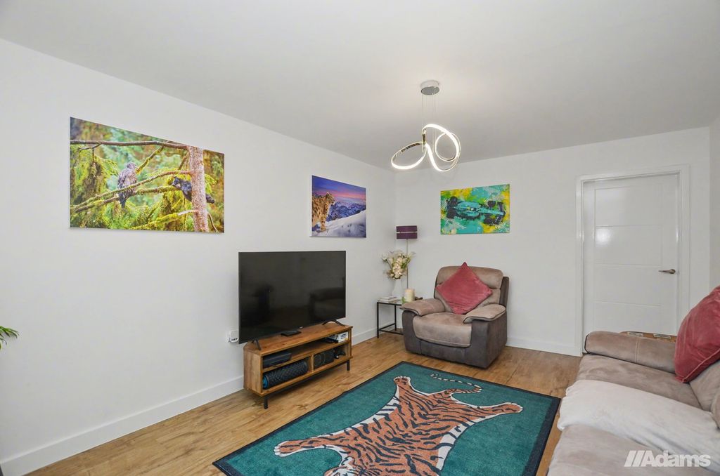 Property photo 2 of 25