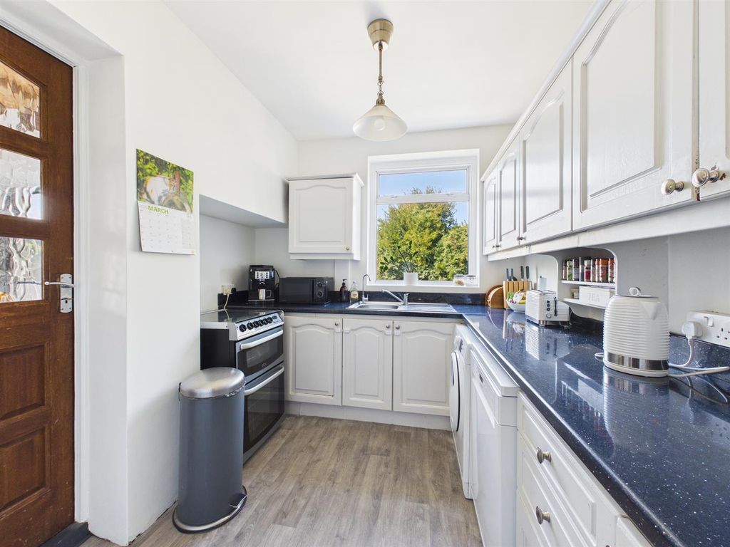 Property photo 3 of 14 Cam02885G0-Pr0589-Still006.Jpg