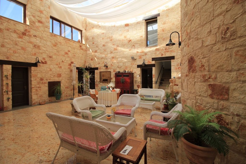 Property photo 3 of 30