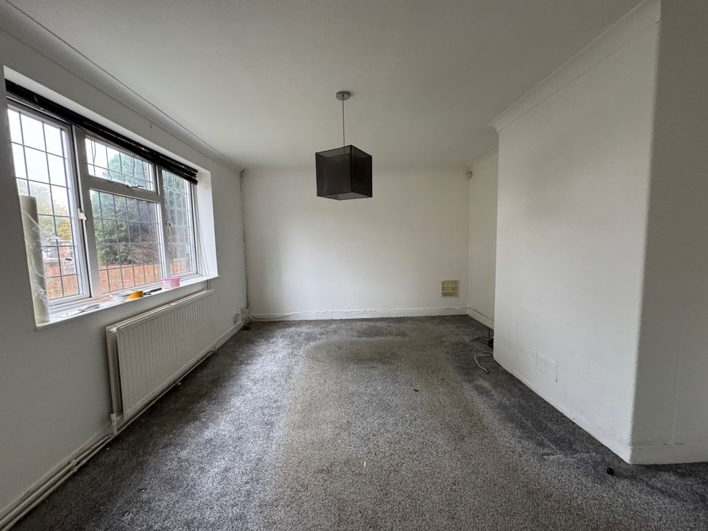 Property photo 2 of 12 Gallery