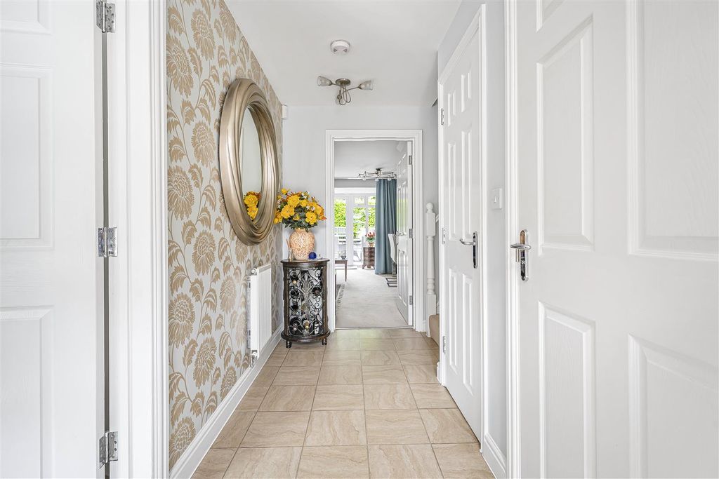 Property photo 3 of 22 26_56503.Jpg