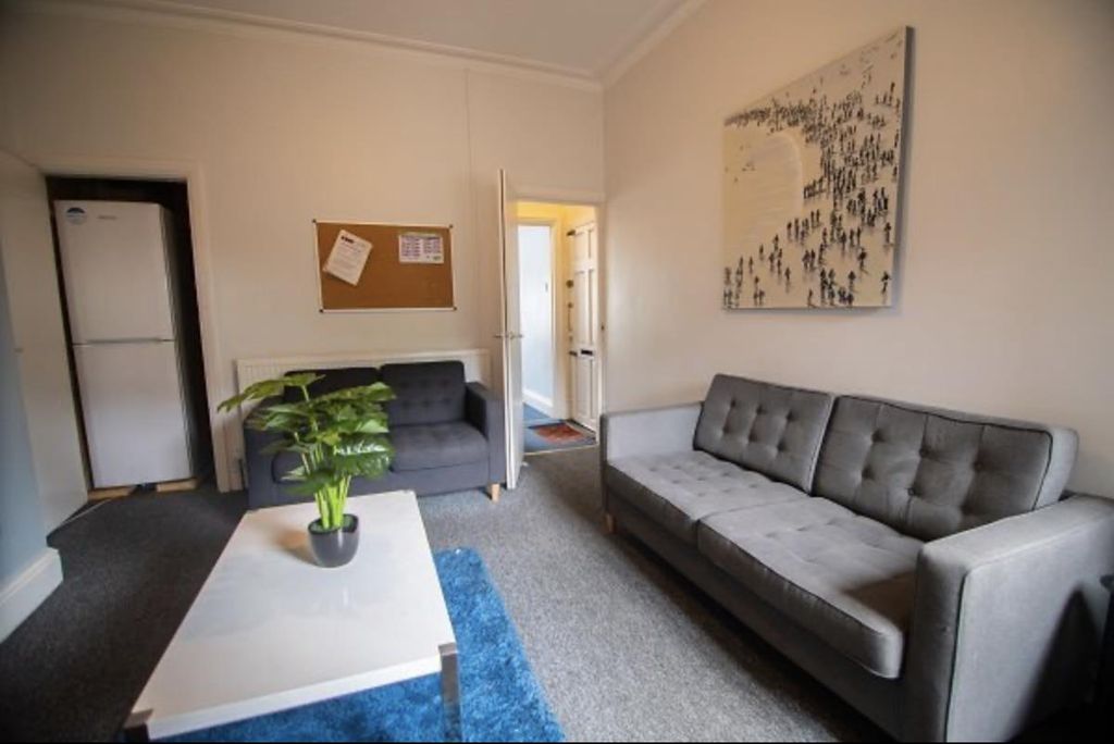 Property photo 3 of 14 9.Png