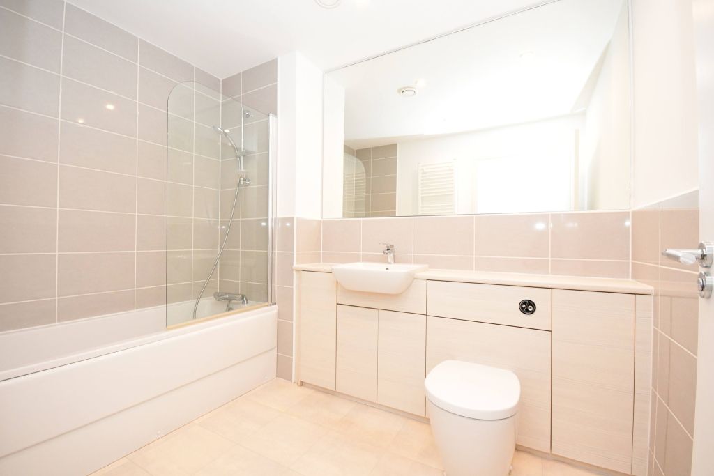 Property photo 3 of 8 Photo