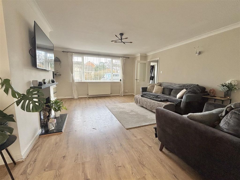 Property photo 3 of 14 Img_9919.Jpeg