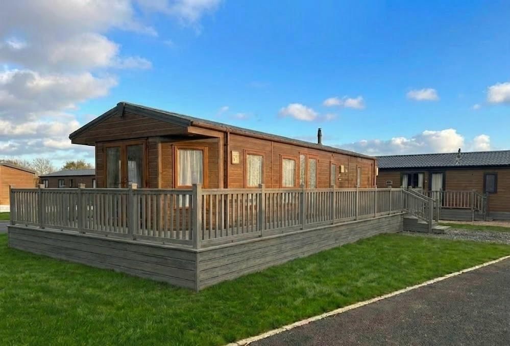 Property photo 1 of 8 Image00007