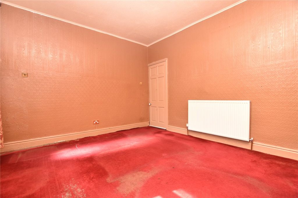 Property photo 3 of 19 Picture No. 14