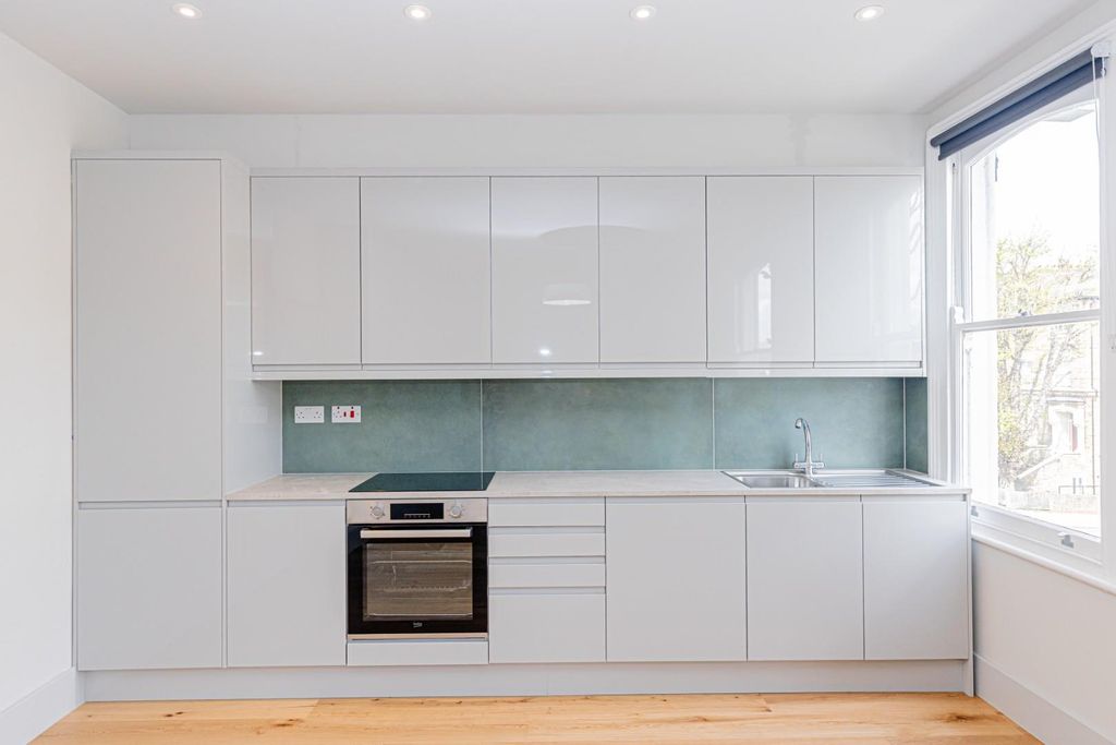 Property photo 2 of 14 3.Jpg