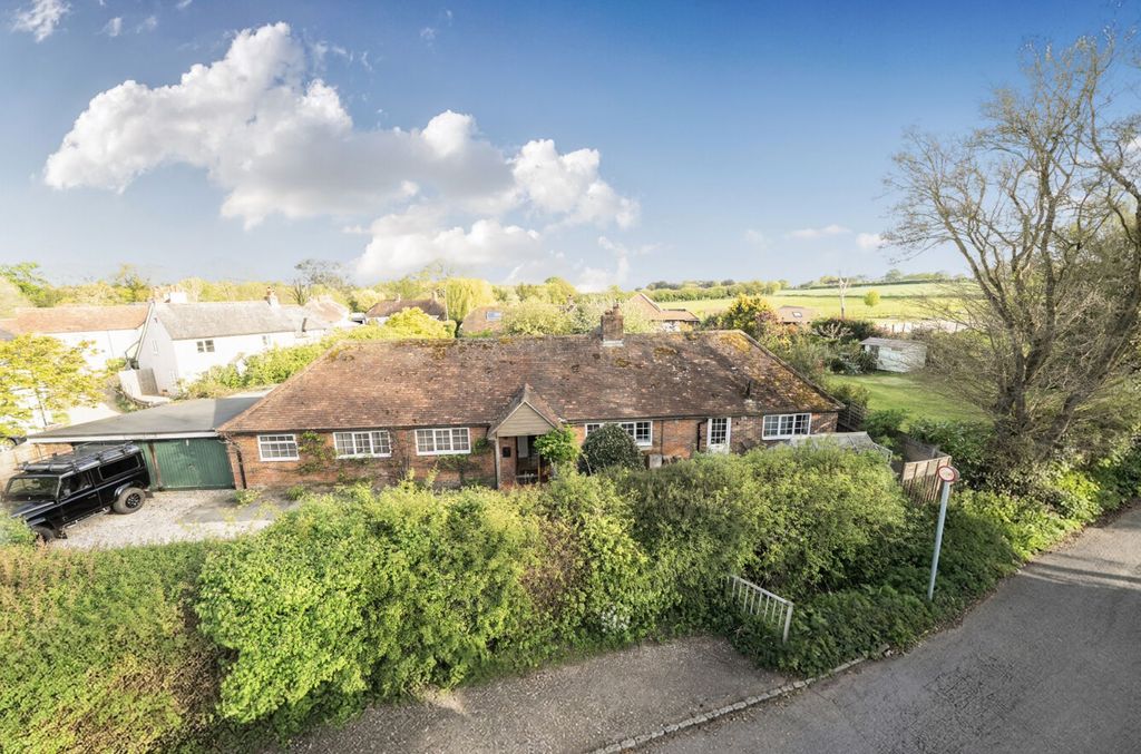 Property photo 1 of 31