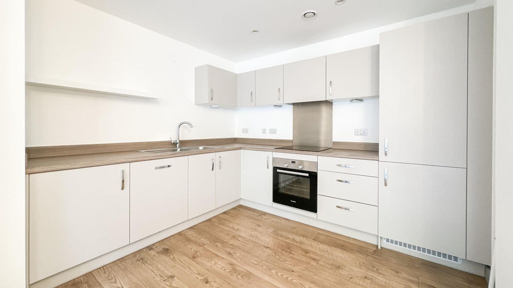 Property photo 3 of 12 Untitled-3368.Jpg