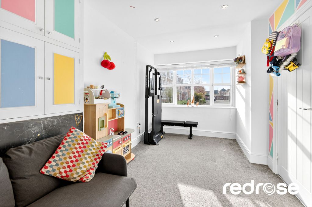 Property photo 3 of 29 Web_5 Roby Ave - Photos-30