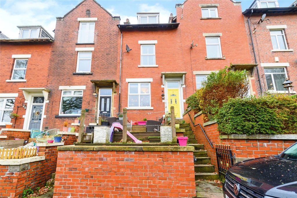 Property photo 1 of 24 Picture No. 12