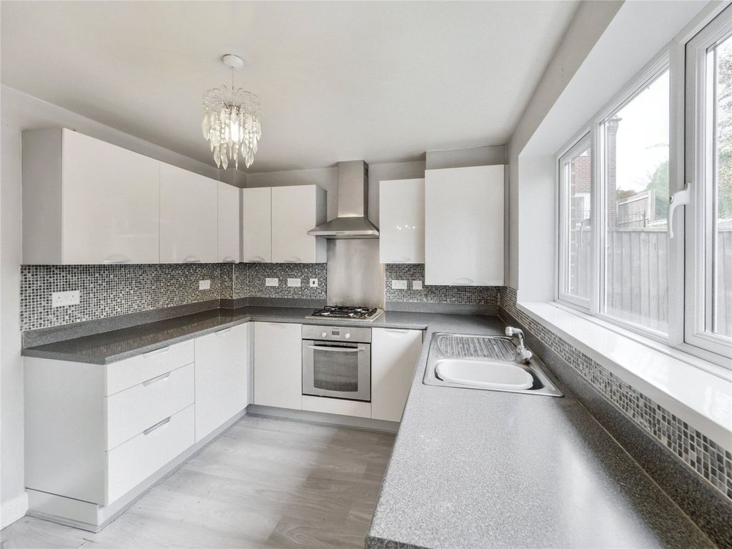 Property photo 3 of 12 Picture No. 03