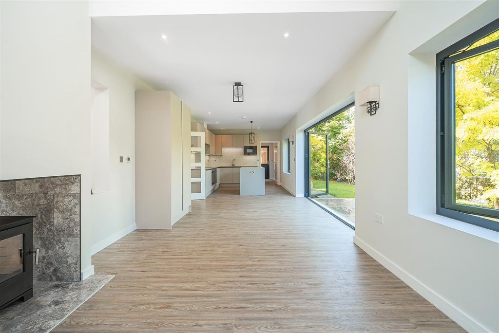 Property photo 2 of 13 1169240 (3).Jpg