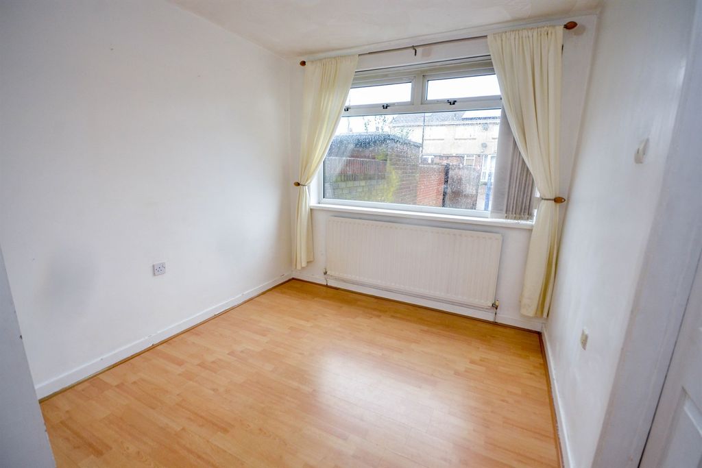 Property photo 3 of 12 Dining Room
