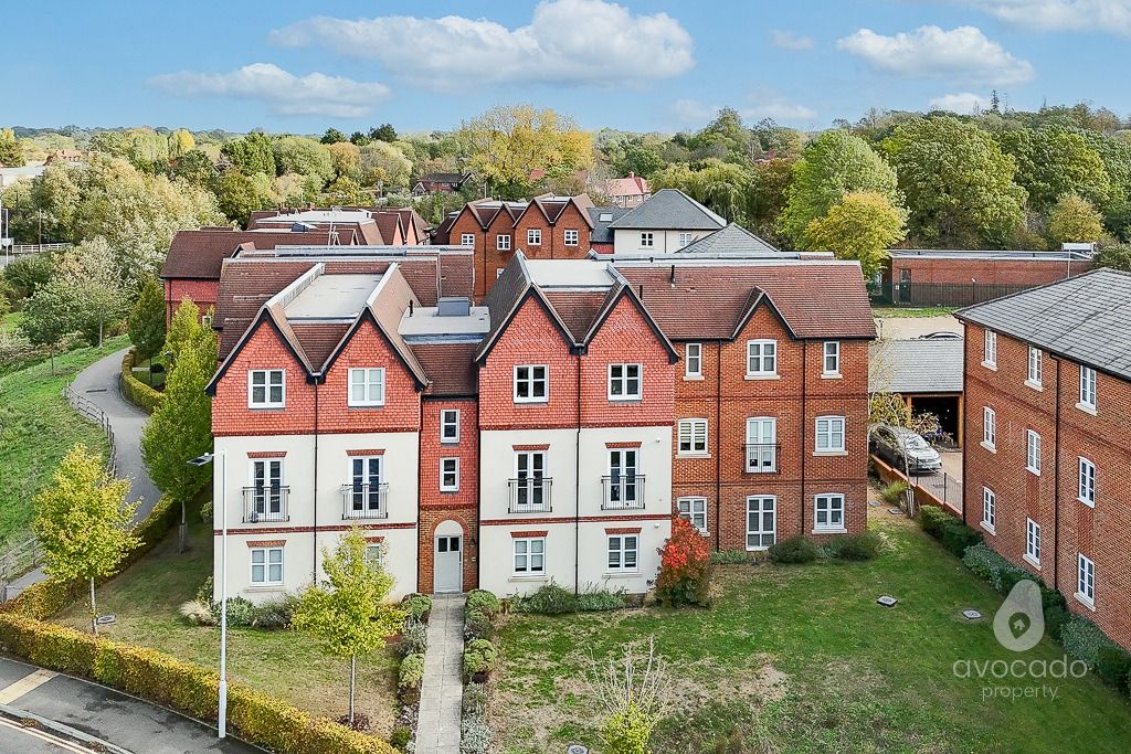 Property photo 1 of 9 6112640