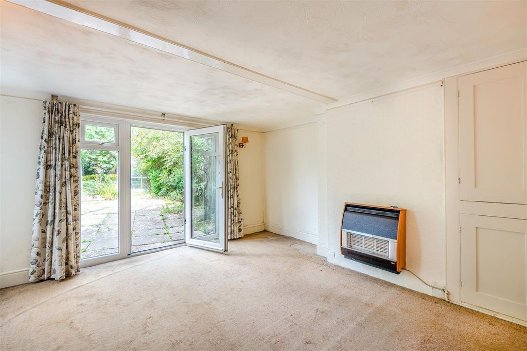 Property photo 2 of 15 Longe