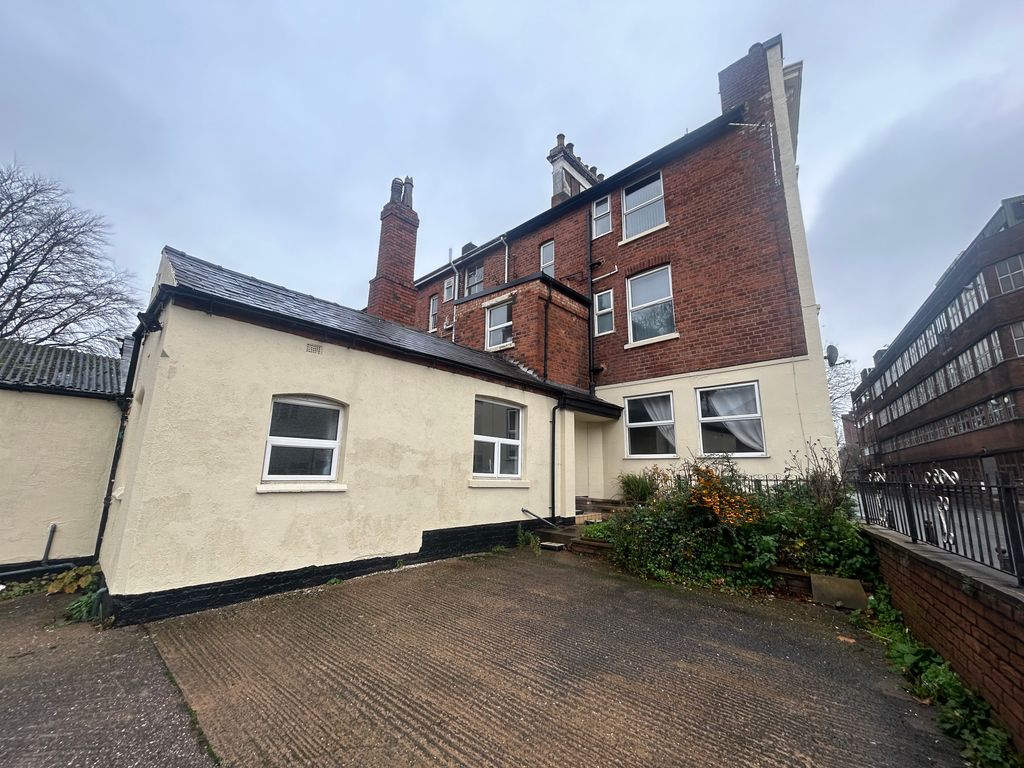 Property photo 1 of 10 Image