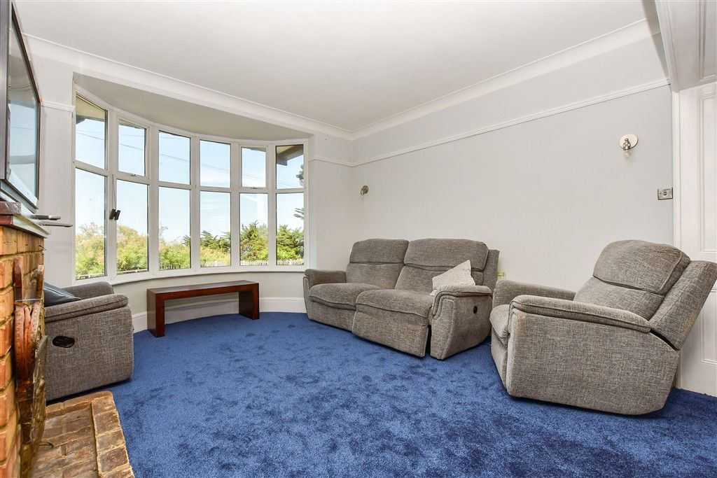 Property photo 3 of 20 Lounge Area