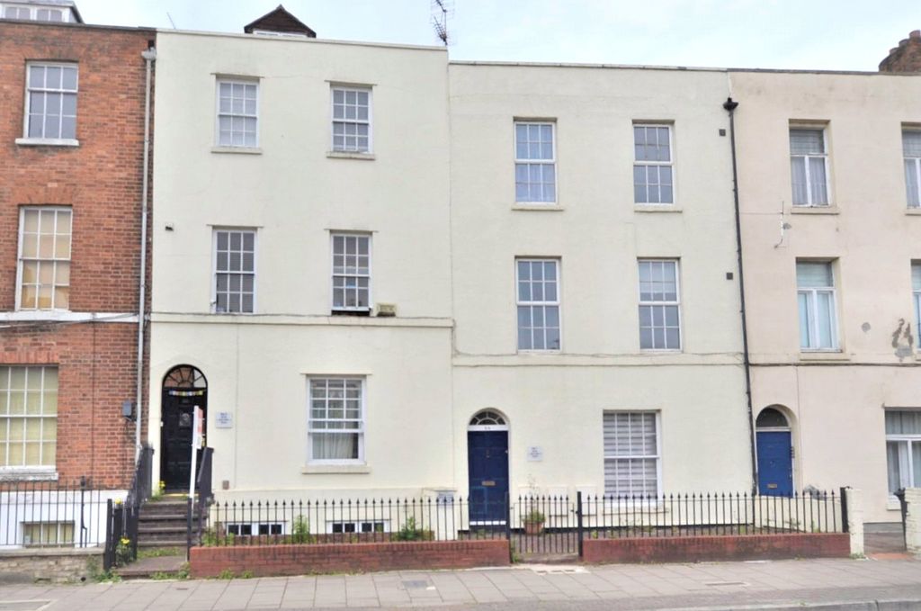 Property photo 1 of 12 Picture No. 14