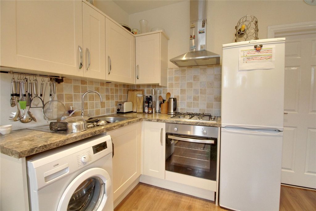 Property photo 3 of 7 Picture No. 06