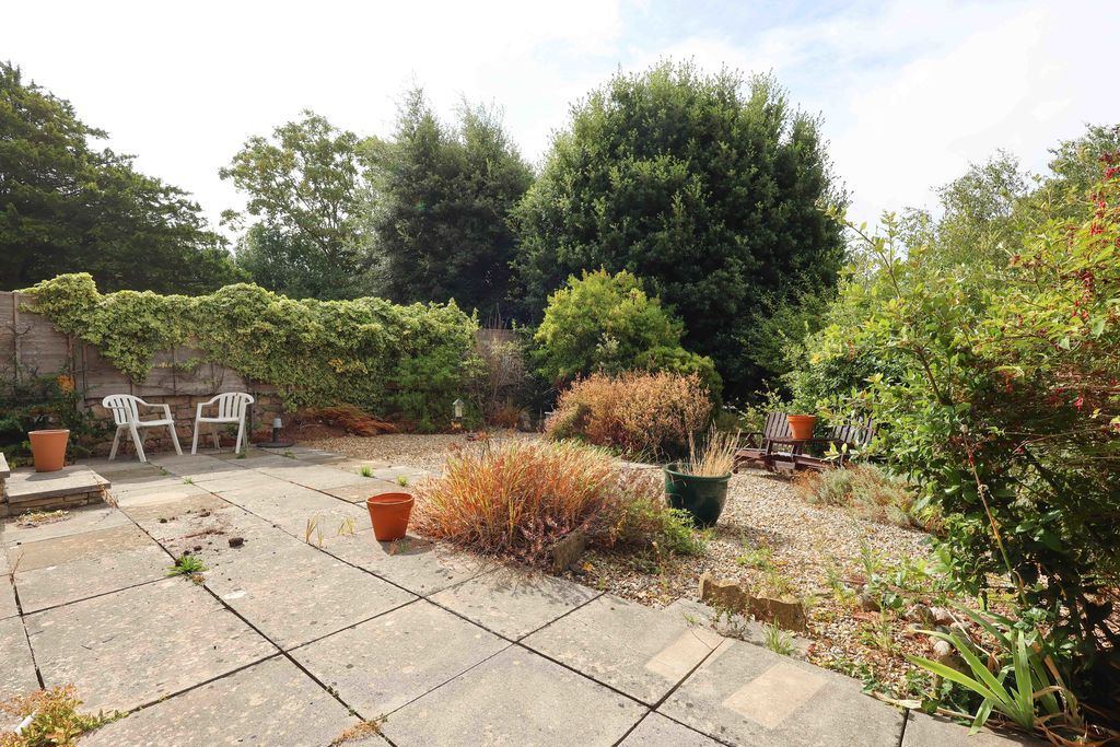 Property photo 1 of 21 Private Garden