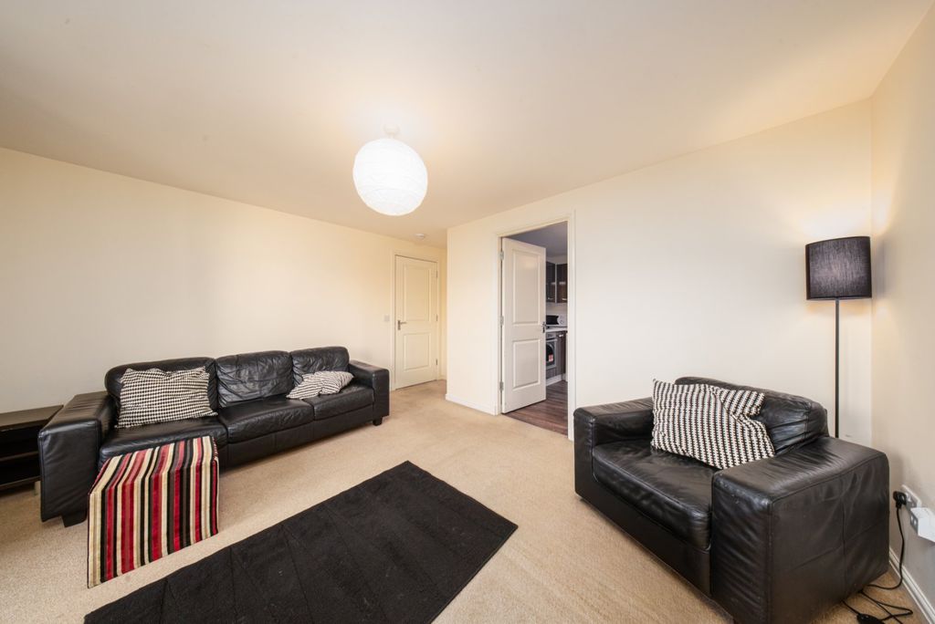 Property photo 3 of 20 Picture 3