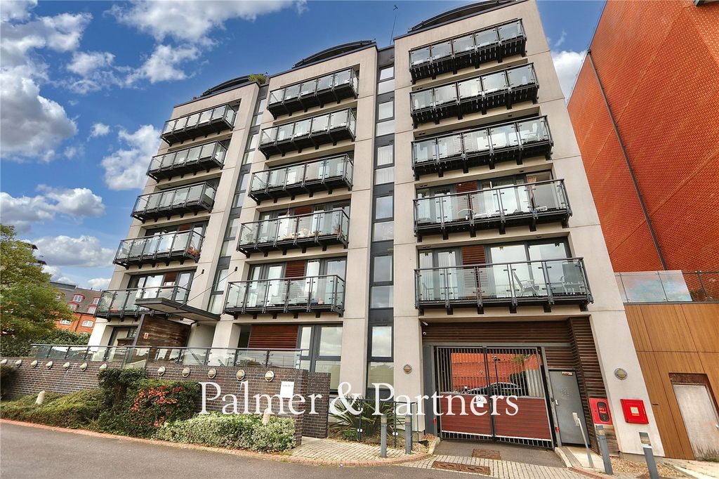 Property photo 1 of 18 Picture No. 02