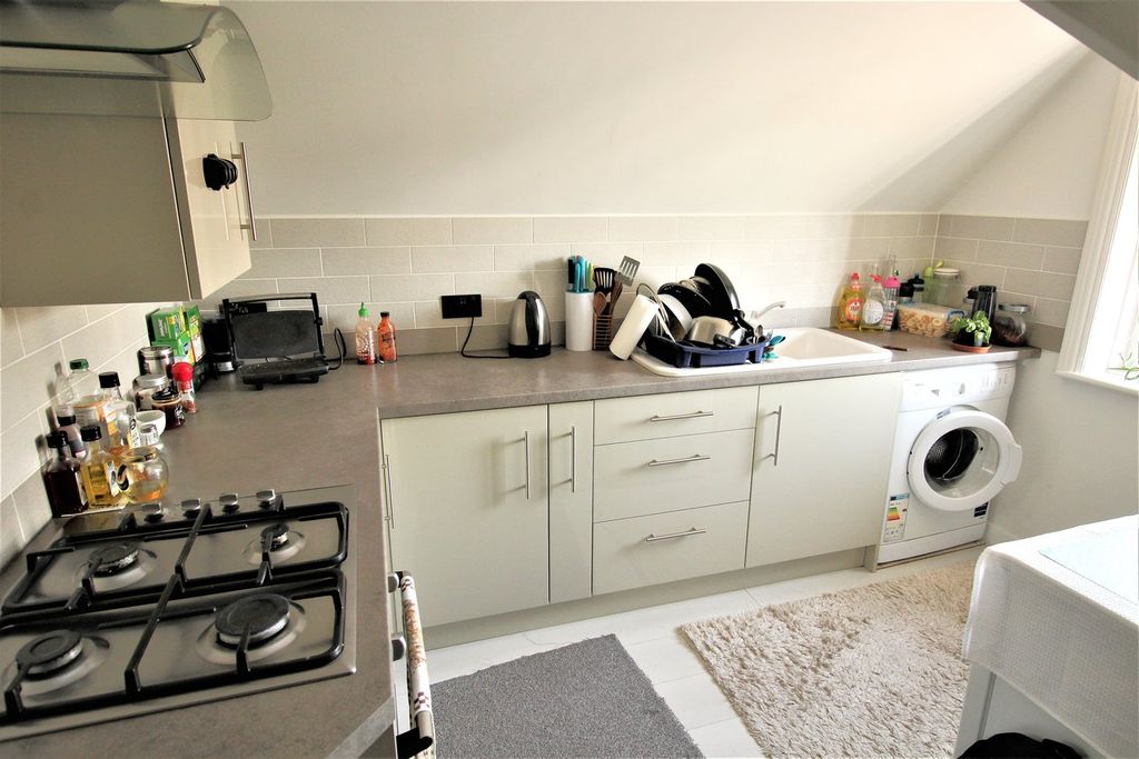 Property photo 2 of 6