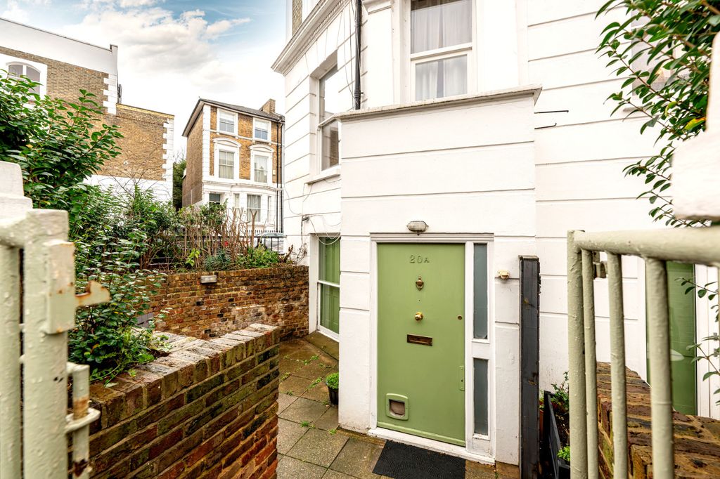 Property photo 3 of 12 Picture No. 22