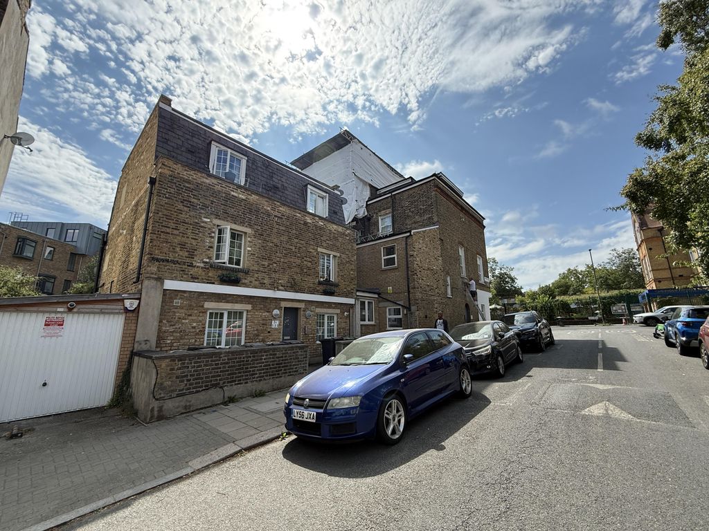 Property photo 3 of 16 Img_9697.Jpg