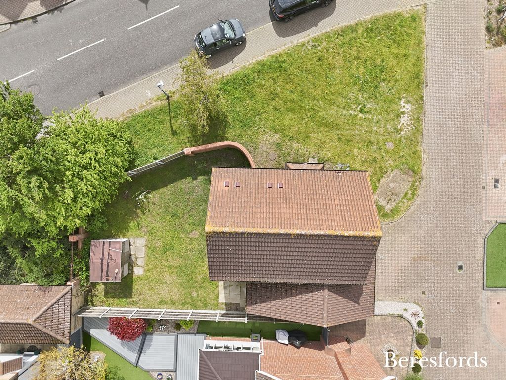 Property photo 2 of 29 Picture No. 10