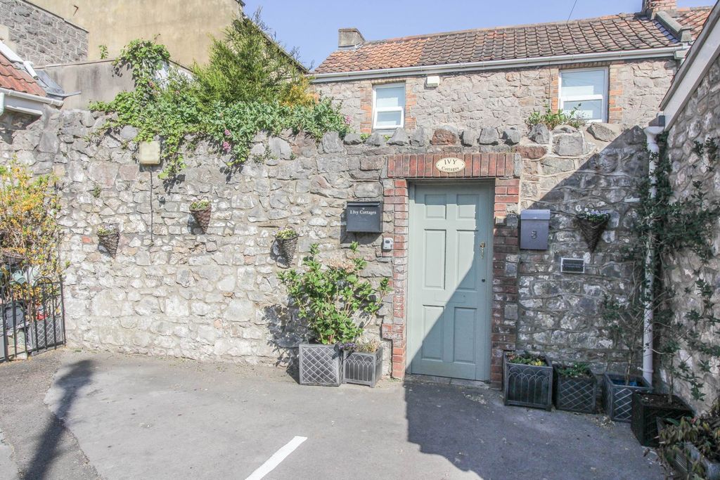 Property photo 2 of 2