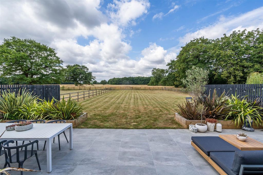 Property photo 2 of 24 2 Yew Tree Farm Barns_30.Jpg