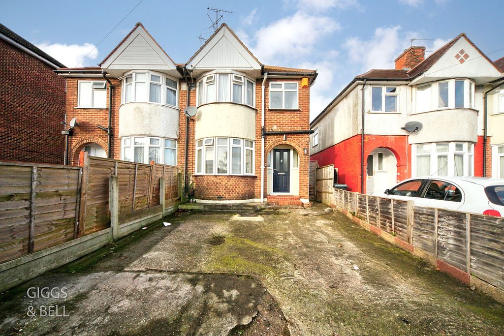 Property photo 1 of 22 3803741