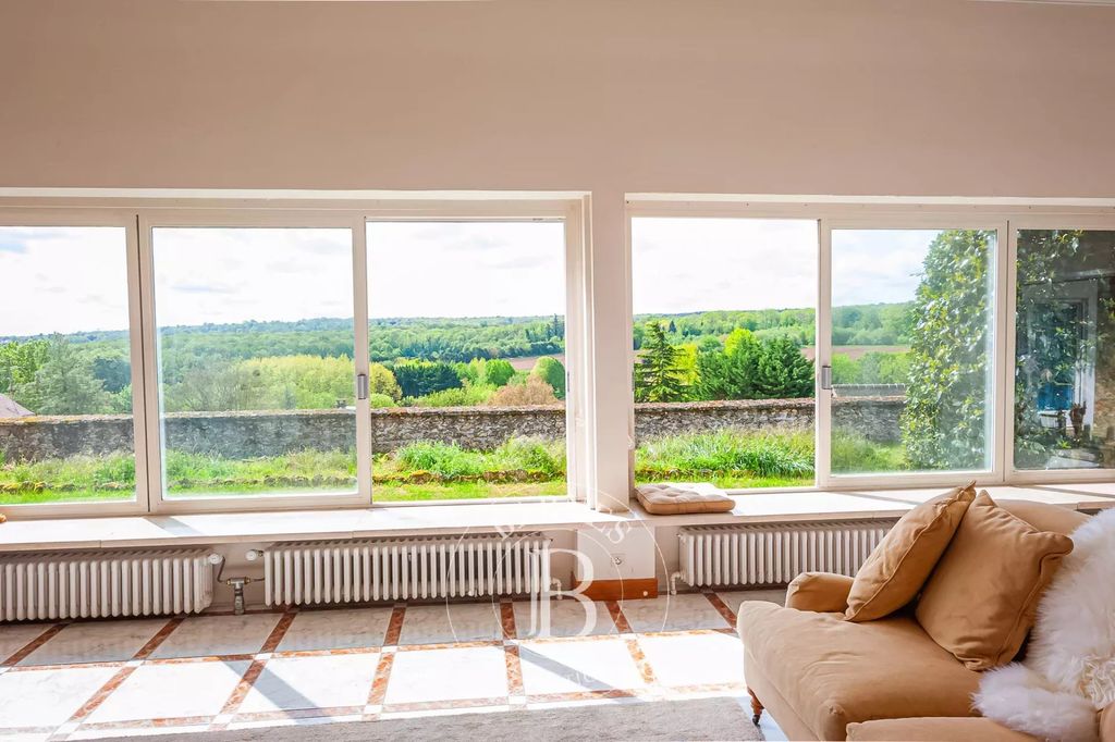 Property photo 2 of 19