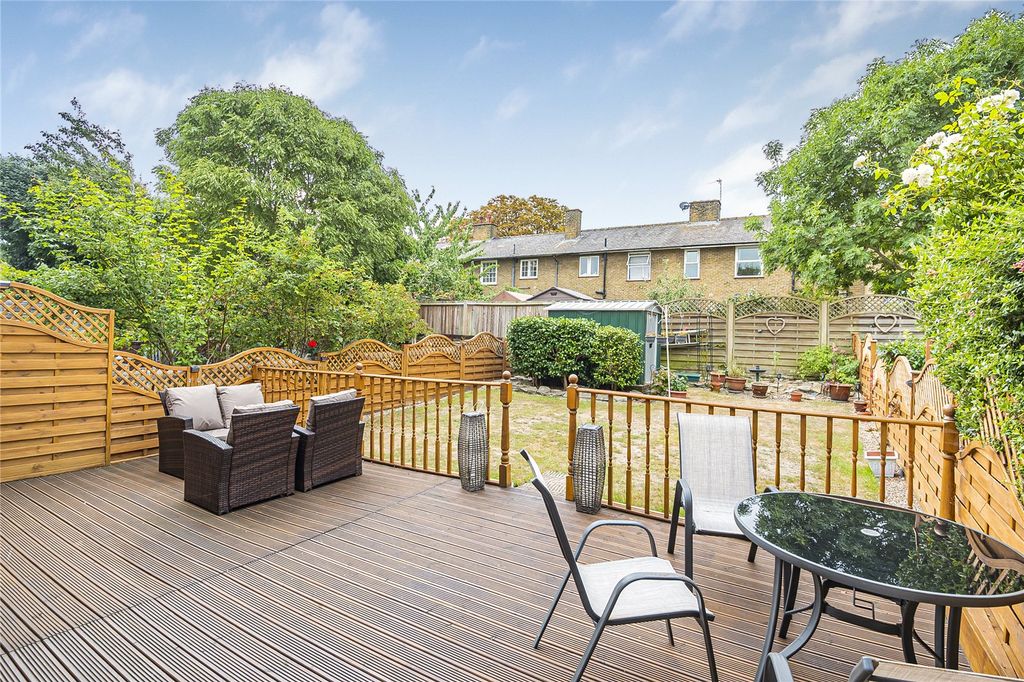 Property photo 1 of 15 Picture No. 12