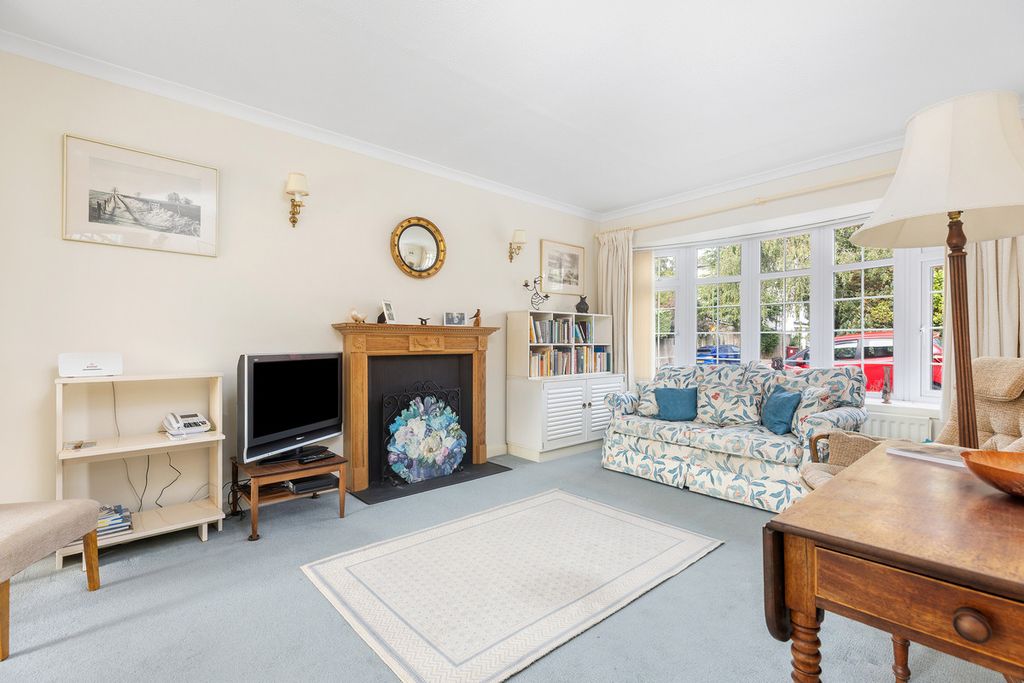 Property photo 3 of 10