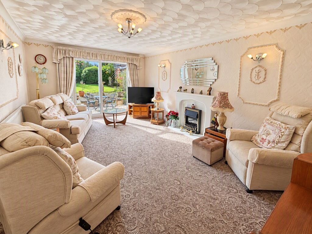 Property photo 2 of 18 Picture No. 04