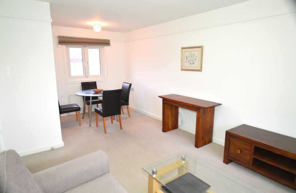 Property photo 3 of 10 Dsc_0752