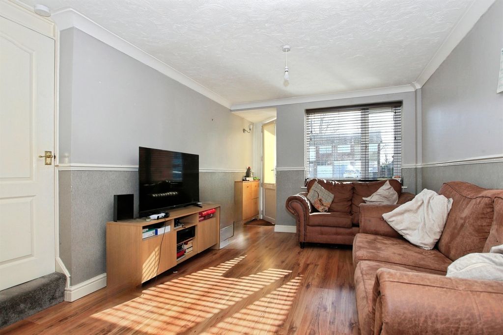 Property photo 1 of 20 Lounge / Diner