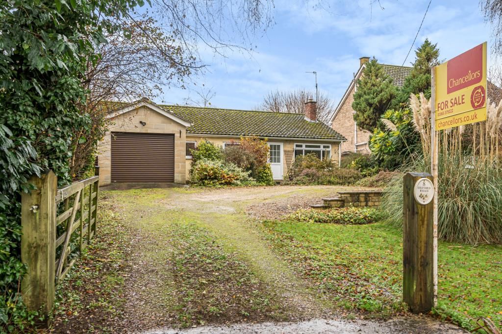 Property photo 1 of 11 Outside View