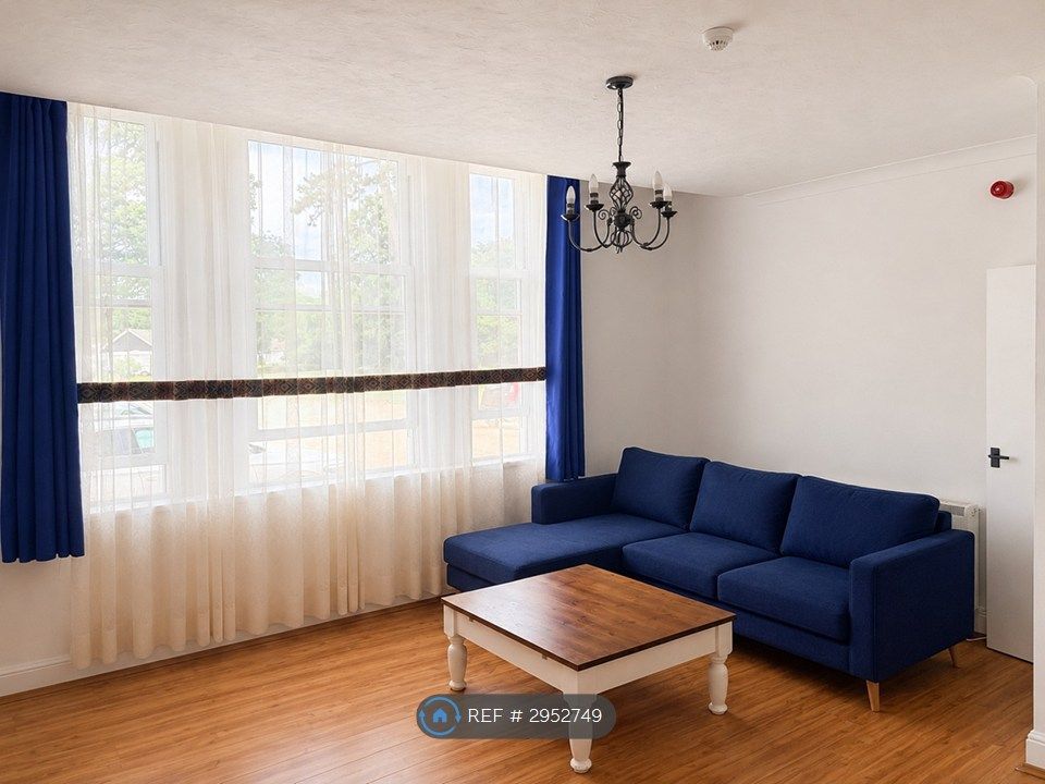 Property photo 3 of 7