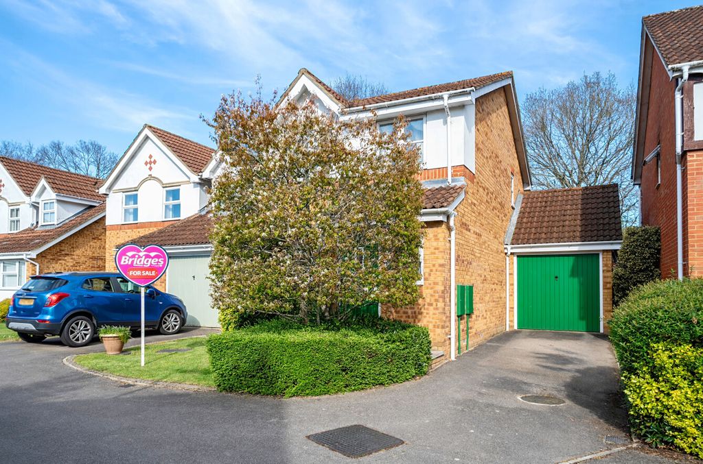 Property photo 1 of 11 1439362-2-69d538E...