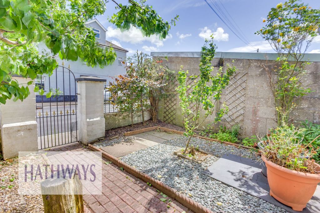 Property photo 2 of 42